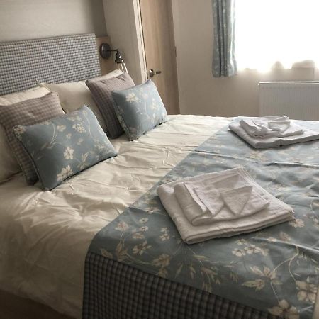 Luxury 2 Bedroom Caravan In Stunning Location Пітлохрі Екстер'єр фото