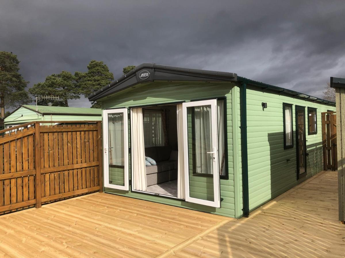 Luxury 2 Bedroom Caravan In Stunning Location Пітлохрі Екстер'єр фото